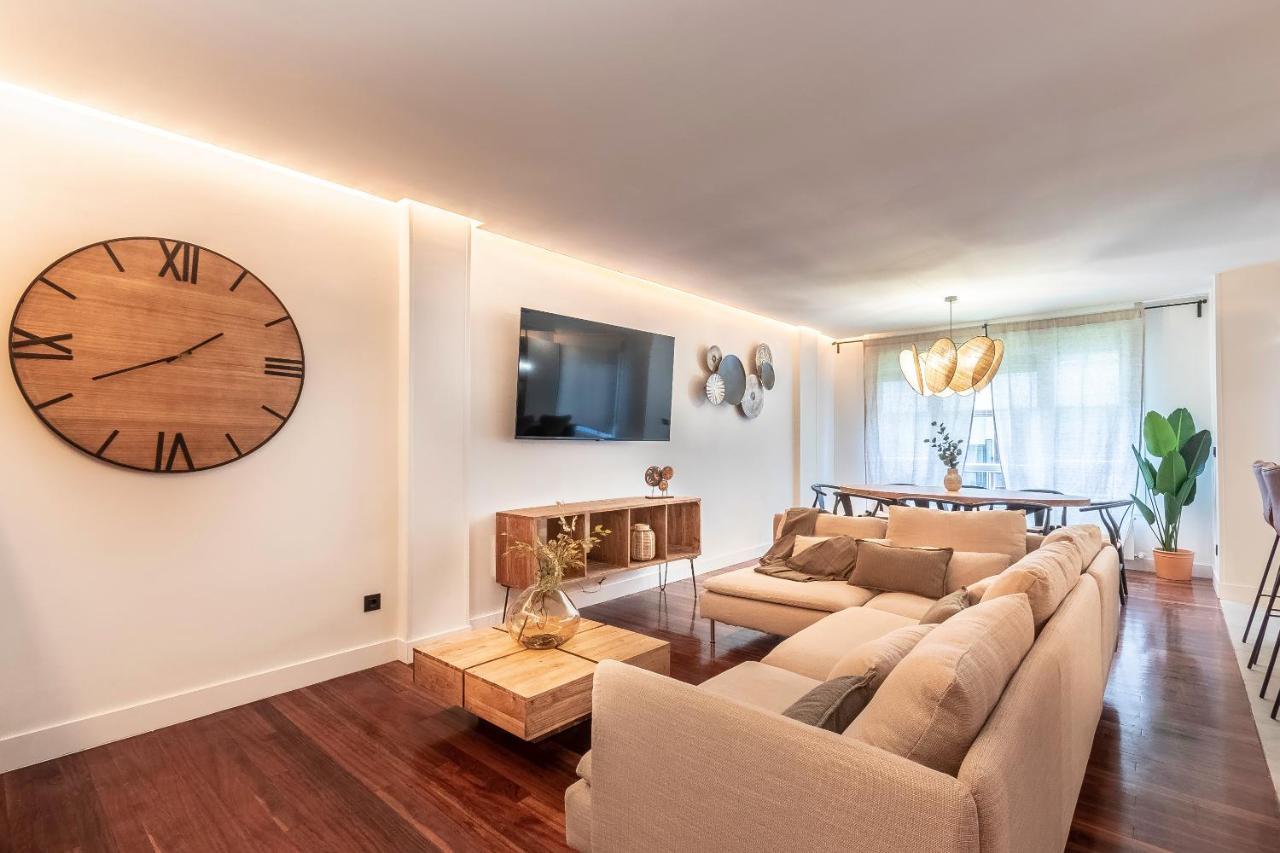 New! Lovely 4-Bedroom Loft In Bilbao Esterno foto