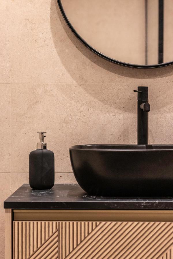 New! Lovely 4-Bedroom Loft In Bilbao Esterno foto